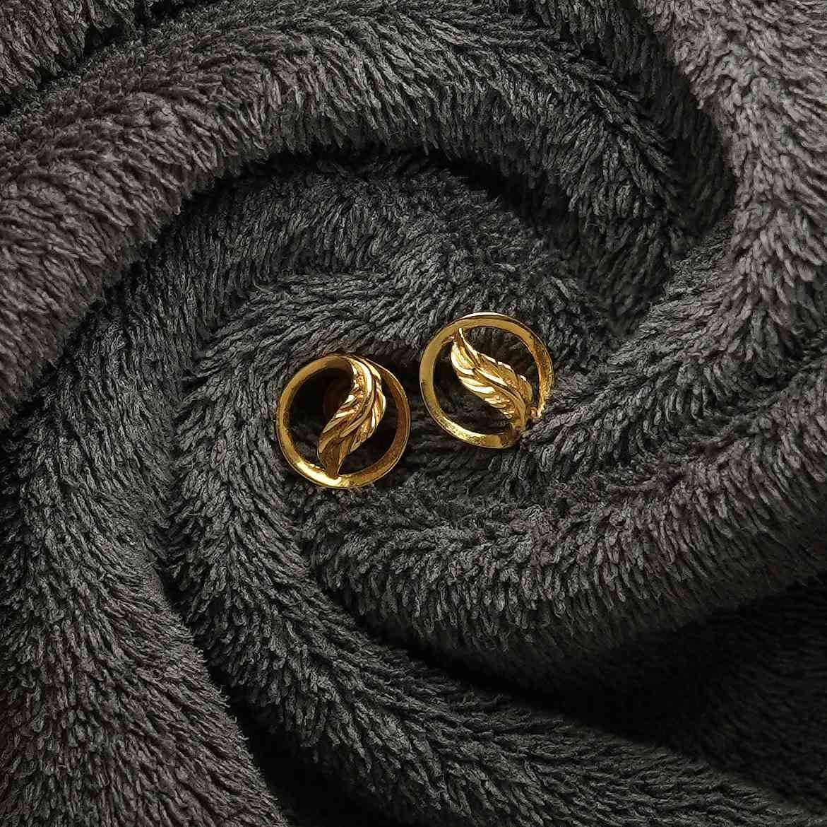 gold Earrings- Pakkarath Jewellery