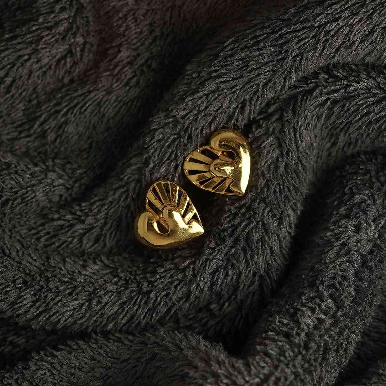 gold Earrings- Pakkarath Jewellery