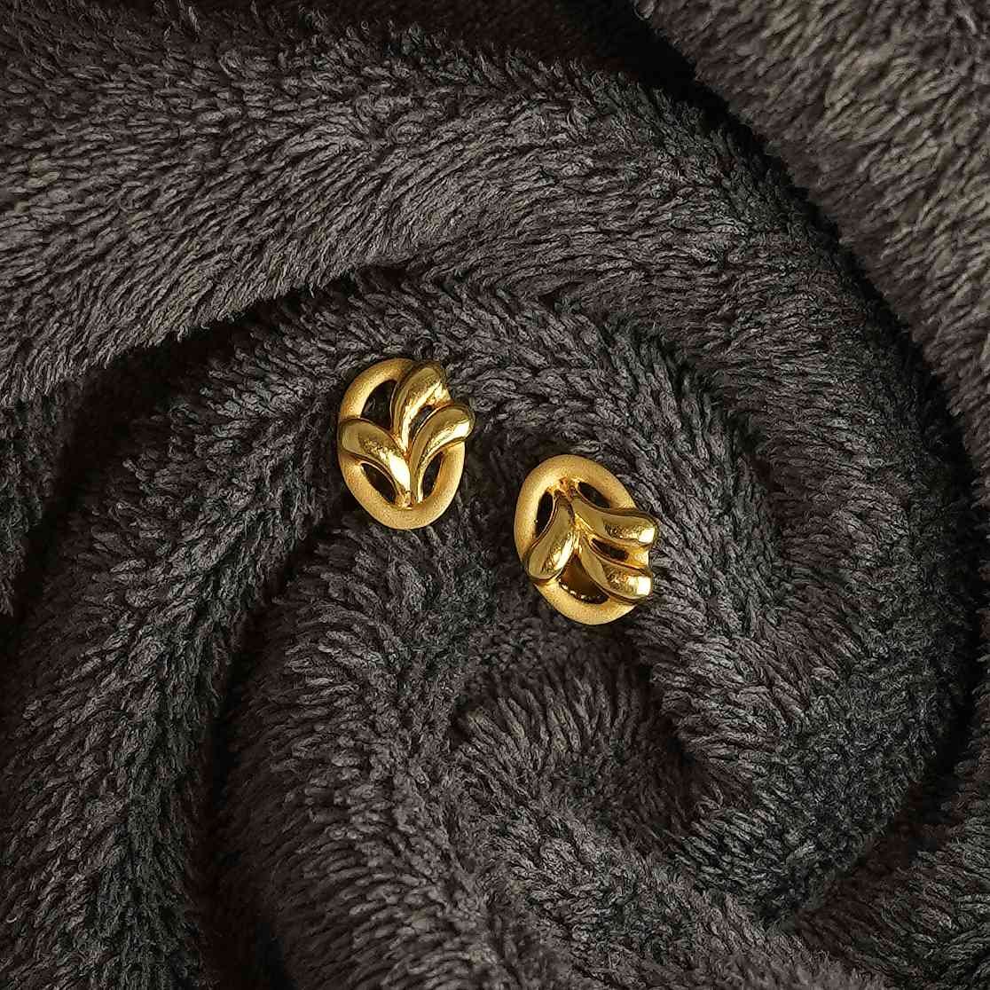 gold Earrings- Pakkarath Jewellery
