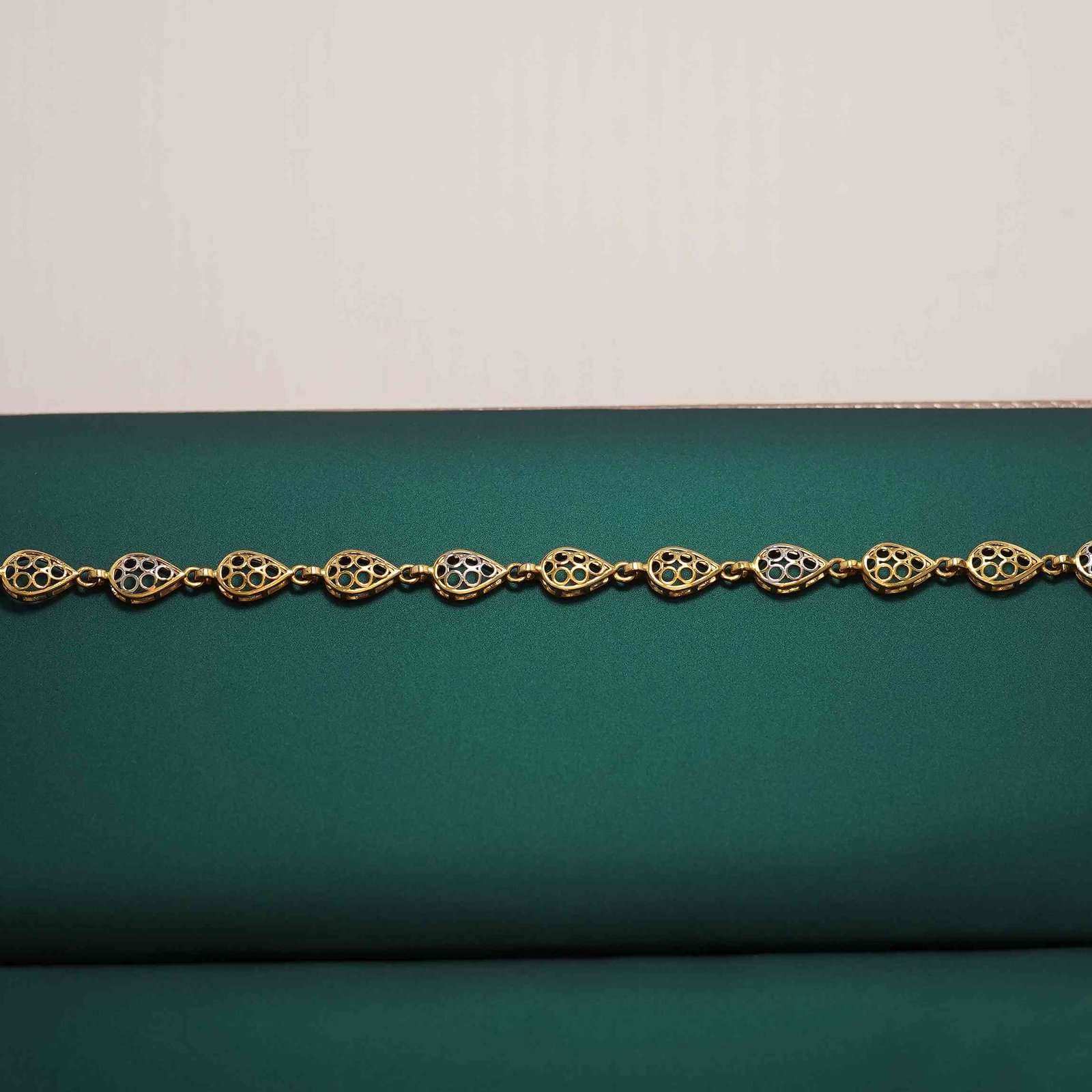 gold Bracelets- Pakkarath Jewellery